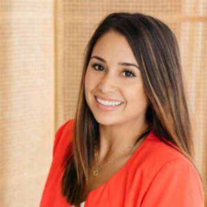 Lauren Papanos, MS, RD, CSSD. Board-certified by the Commission on Dietetic Registration as a Registered Dietitian Nutritionist. Co-host of Nourish MD: Doctors Dietitians Dialogues podcast