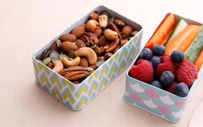 Healthy Eating on the Go: 3 Simple Tips for Summer Travel